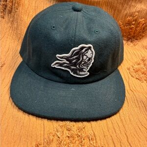NWT Vans Dark Green Reaper Hat